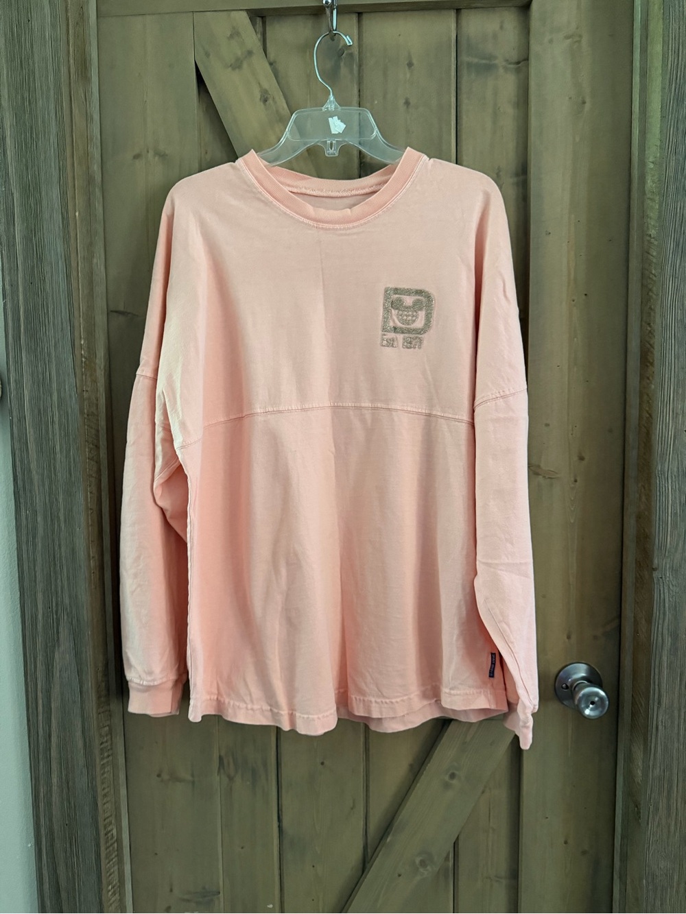 Walt Disney World Spirit Jersey
Adult Size M Peach W Gold
Glitter